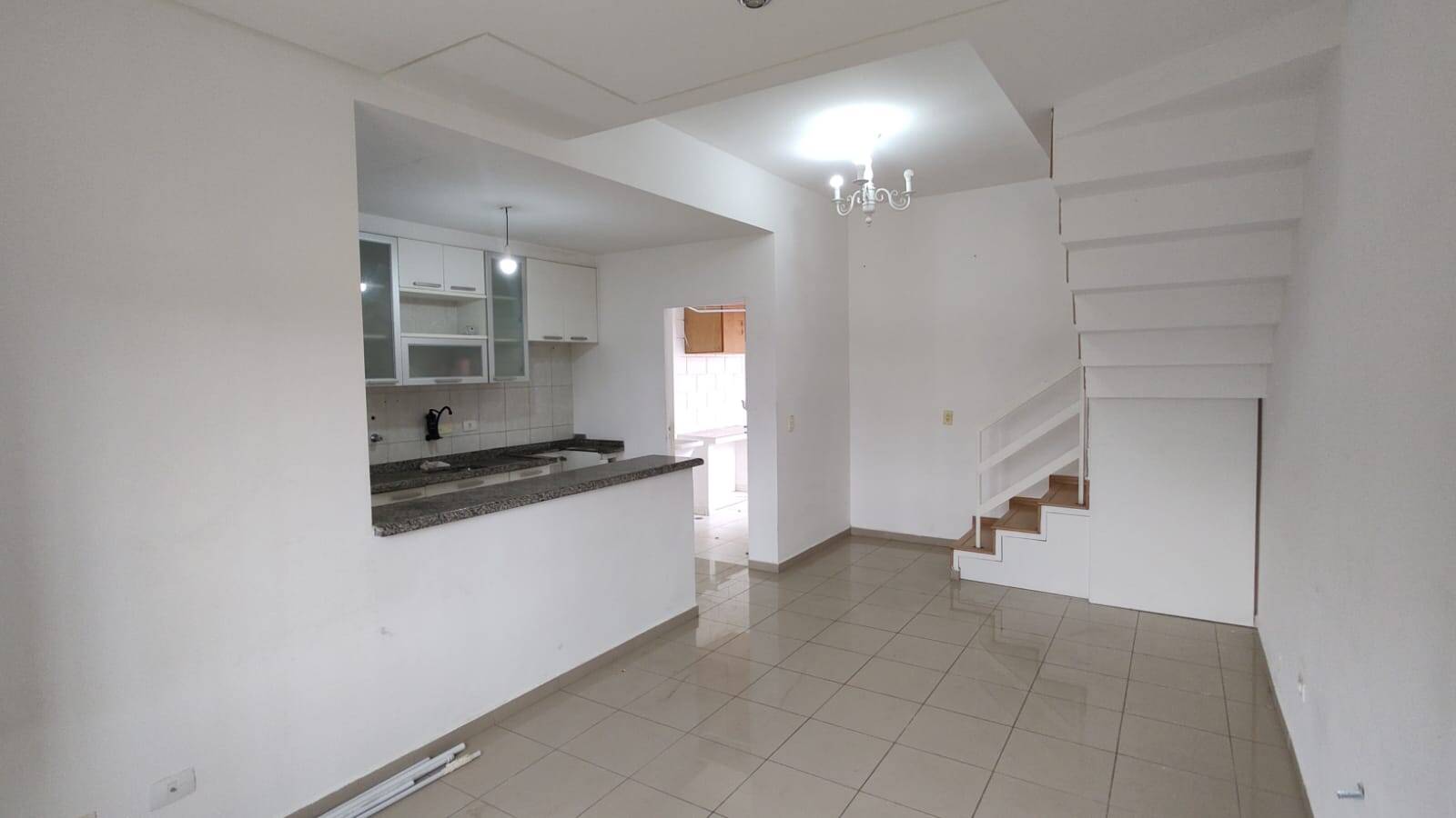 Casa de Condomínio à venda com 2 quartos, 125m² - Foto 2