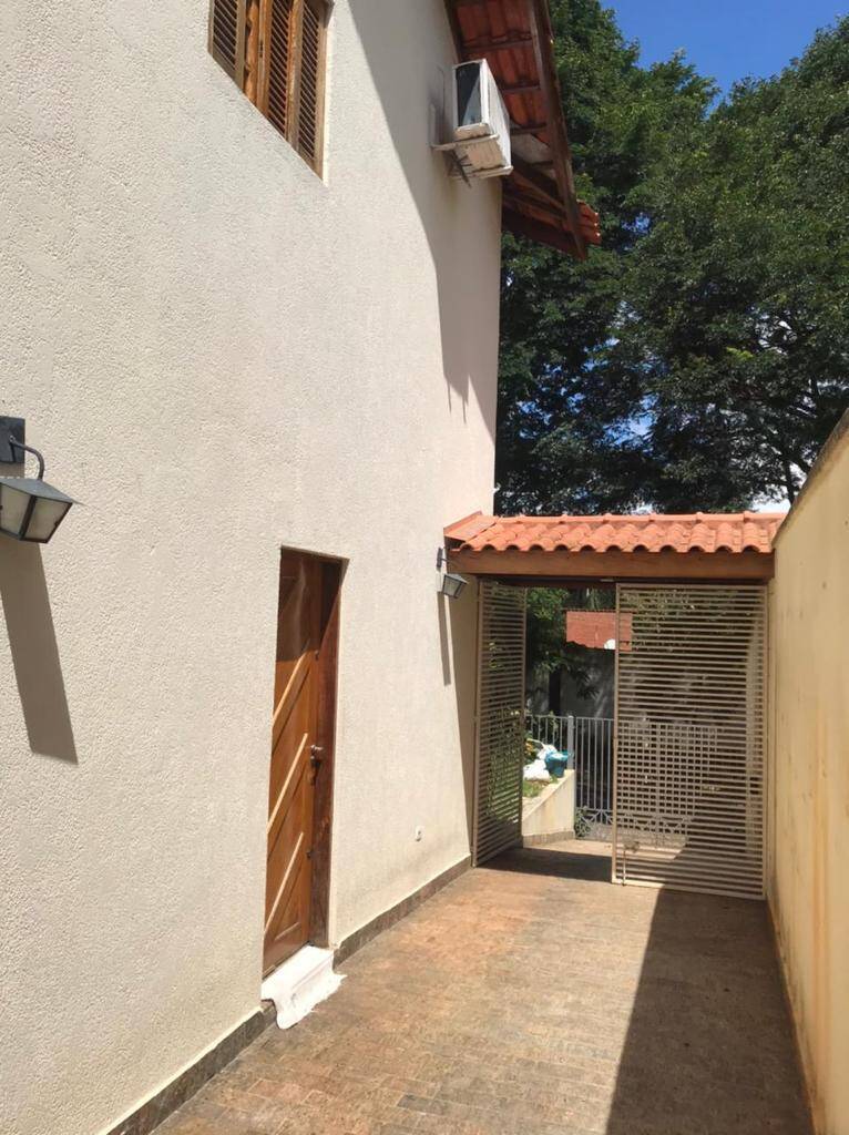 Casa à venda e aluguel com 3 quartos, 123m² - Foto 40