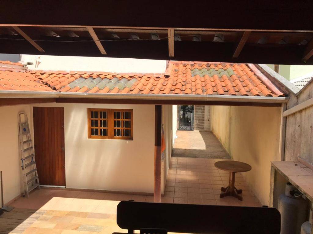 Casa à venda e aluguel com 3 quartos, 123m² - Foto 35