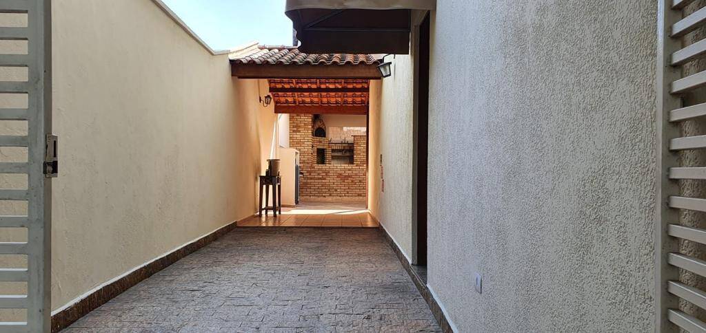 Casa à venda e aluguel com 3 quartos, 123m² - Foto 37