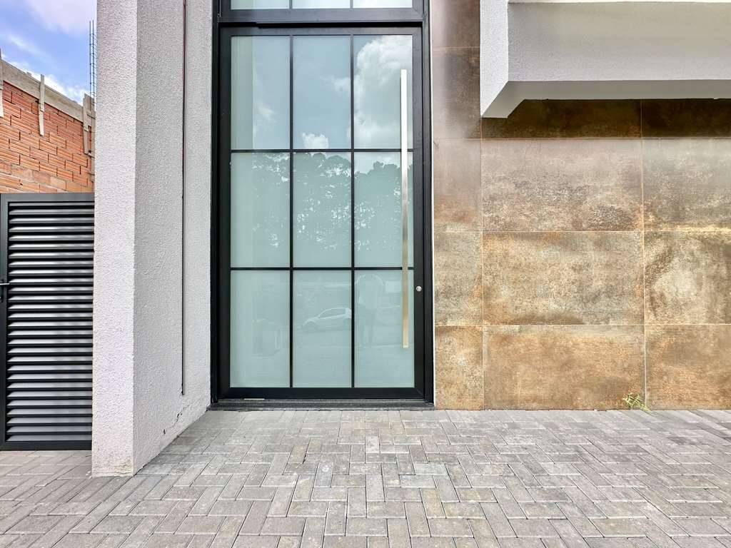 Casa de Condomínio à venda com 3 quartos, 303m² - Foto 4