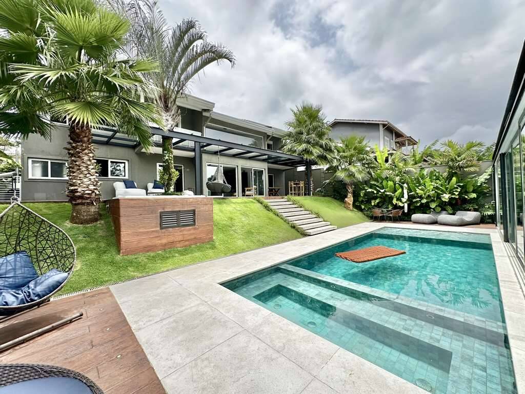 Casa de Condomínio à venda com 4 quartos, 463m² - Foto 39