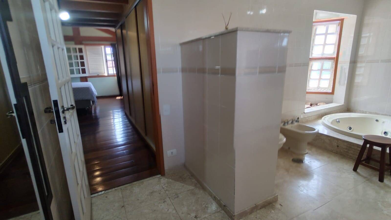 Casa de Condomínio à venda com 3 quartos, 324m² - Foto 38