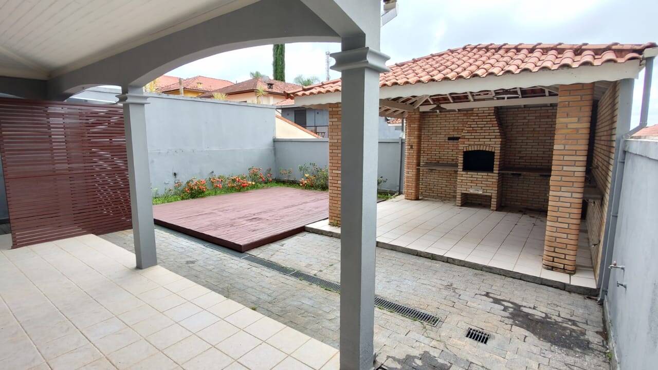 Casa de Condomínio à venda e aluguel com 3 quartos, 200m² - Foto 22