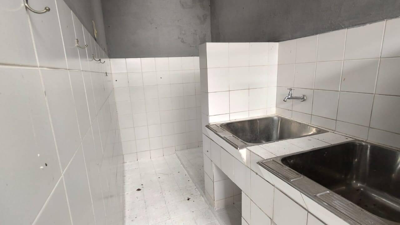 Casa de Condomínio à venda e aluguel com 3 quartos, 200m² - Foto 18