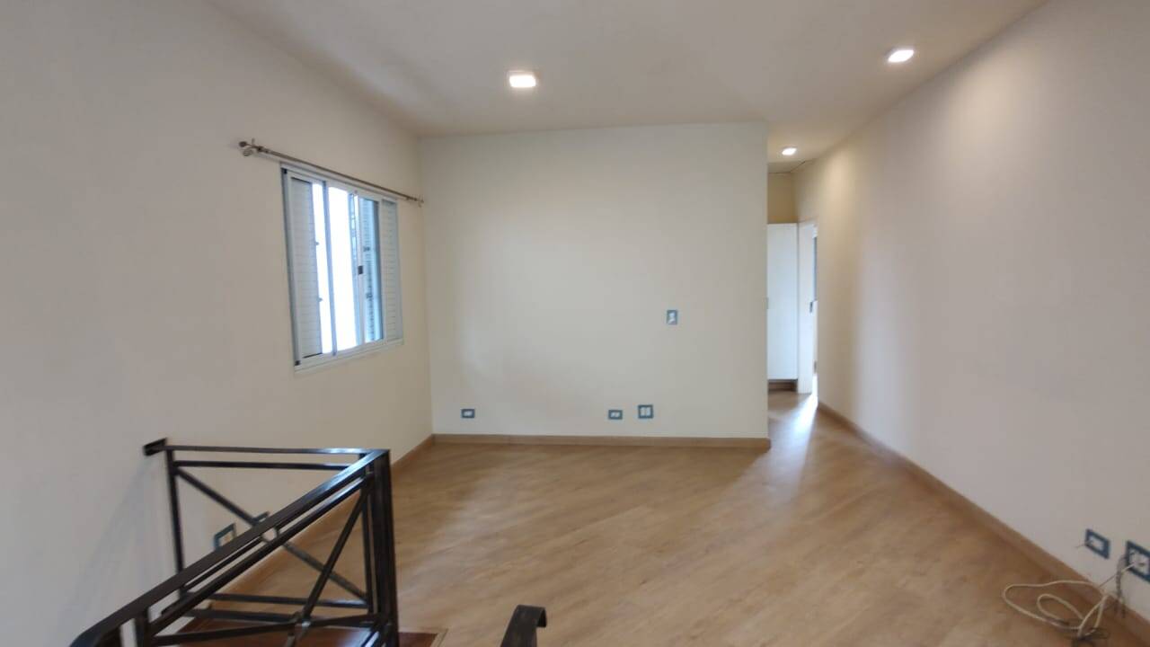 Casa de Condomínio à venda e aluguel com 3 quartos, 200m² - Foto 5