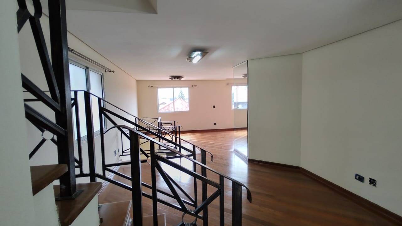 Casa de Condomínio à venda e aluguel com 3 quartos, 200m² - Foto 1