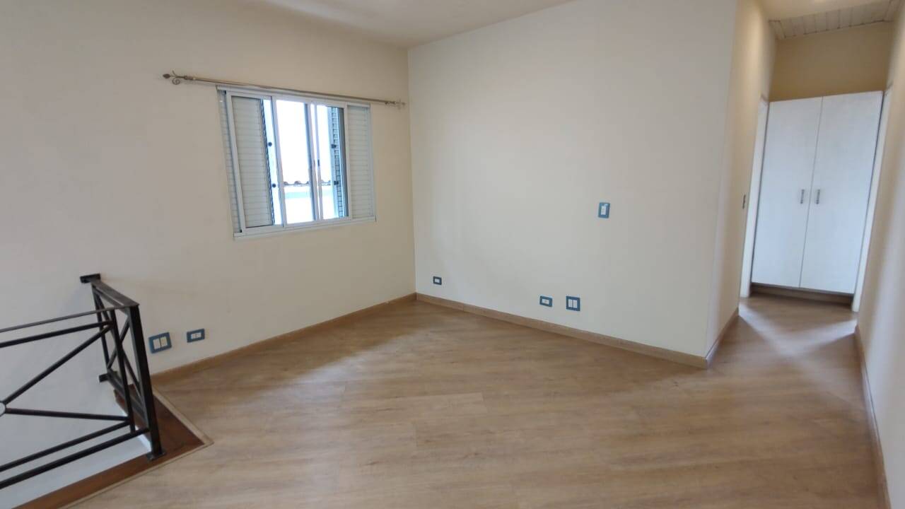 Casa de Condomínio à venda e aluguel com 3 quartos, 200m² - Foto 11