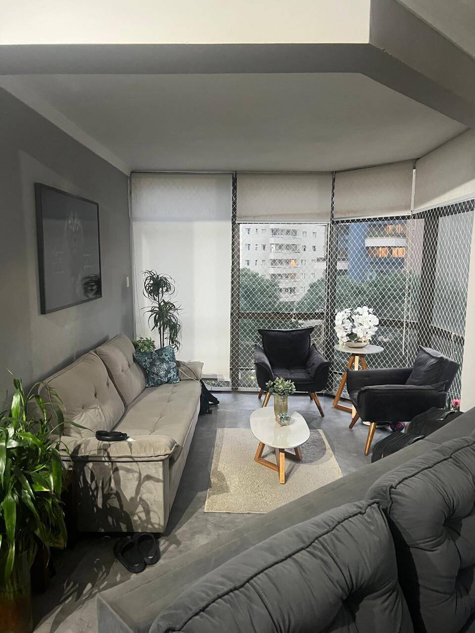 Apartamento à venda e aluguel com 3 quartos, 127m² - Foto 1