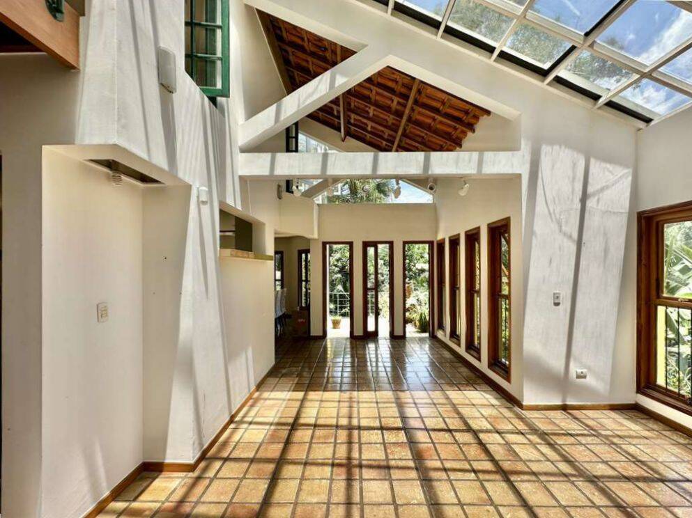 Casa de Condomínio à venda e aluguel com 3 quartos, 485m² - Foto 8