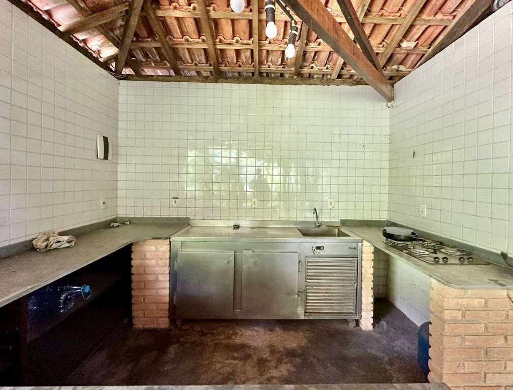 Casa de Condomínio à venda e aluguel com 3 quartos, 485m² - Foto 49