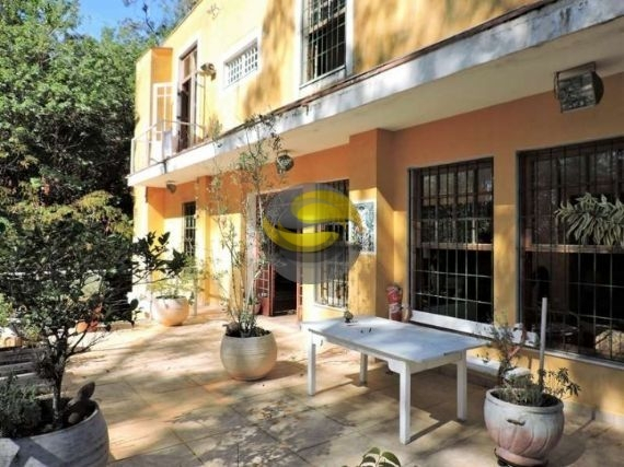 Casa de Condomínio à venda com 2 quartos, 415m² - Foto 1