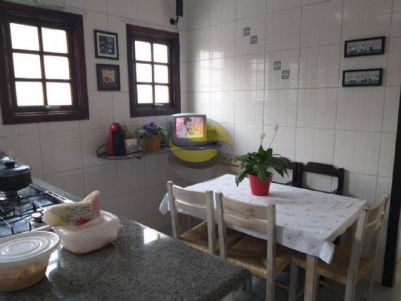 Casa de Condomínio à venda com 3 quartos, 400m² - Foto 5