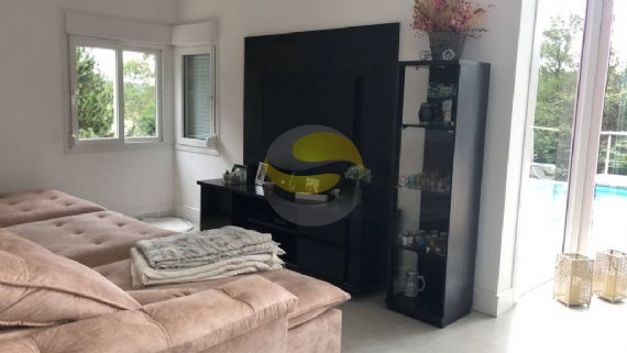 Casa de Condomínio à venda com 4 quartos, 550m² - Foto 9