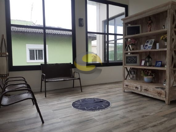 Casa de Condomínio à venda com 4 quartos, 360m² - Foto 4