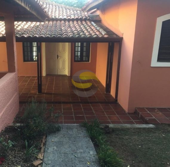 Casa para alugar com 3 quartos, 282m² - Foto 3