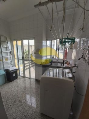 Casa de Condomínio à venda com 4 quartos, 545m² - Foto 12