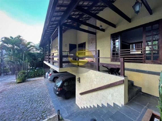 Casa de Condomínio à venda com 4 quartos, 220m² - Foto 5