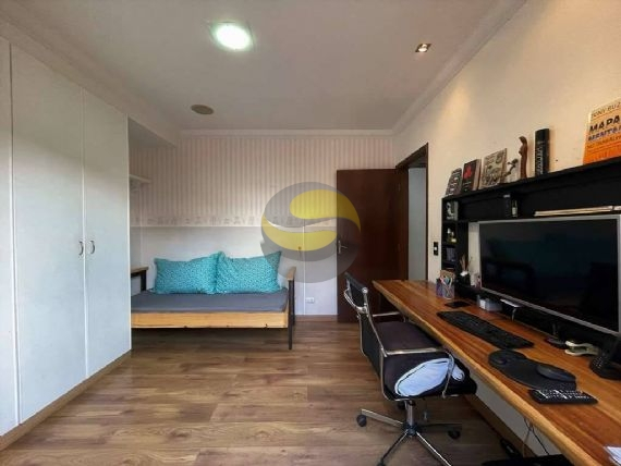 Casa de Condomínio à venda com 4 quartos, 220m² - Foto 32