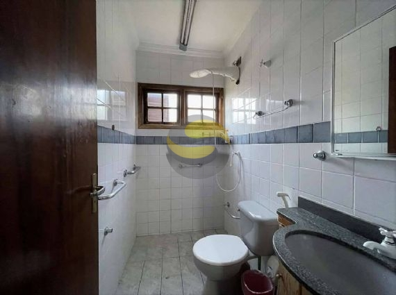 Casa de Condomínio à venda com 4 quartos, 220m² - Foto 39