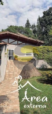 Casa de Condomínio à venda com 4 quartos, 254m² - Foto 2