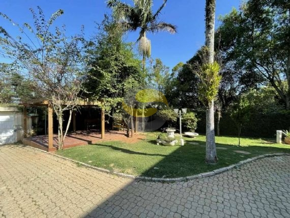 Casa à venda com 5 quartos, 610m² - Foto 7