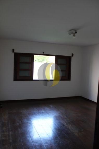 Casa de Condomínio à venda com 3 quartos, 633m² - Foto 15