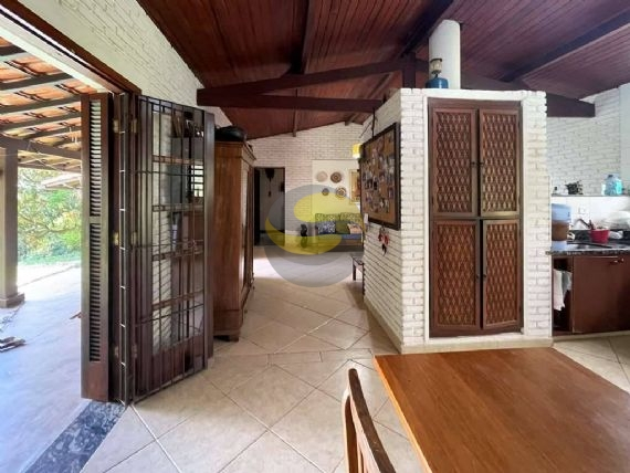 Casa de Condomínio à venda com 4 quartos, 209m² - Foto 14