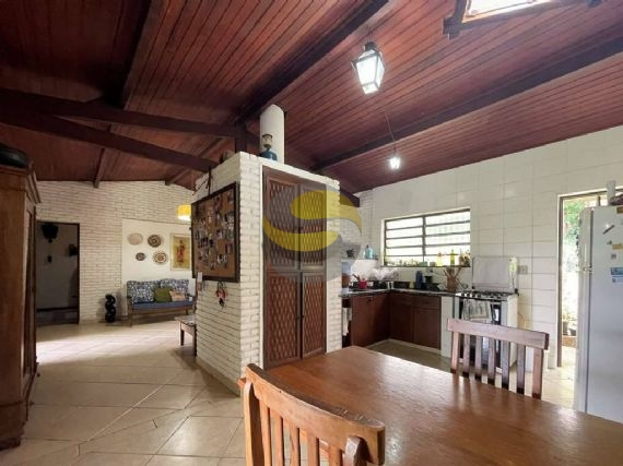 Casa de Condomínio à venda com 4 quartos, 209m² - Foto 19