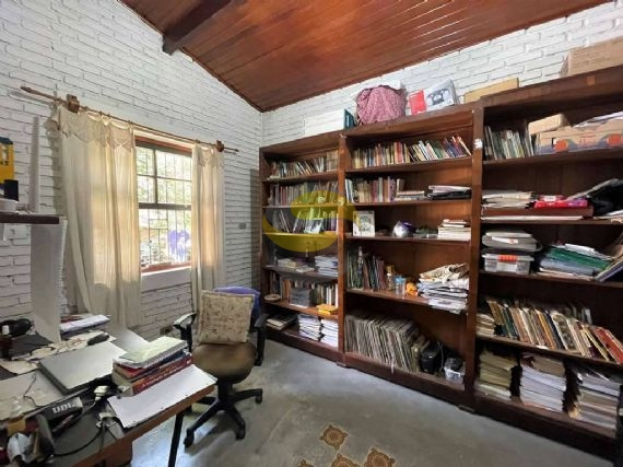 Casa de Condomínio à venda com 4 quartos, 209m² - Foto 28