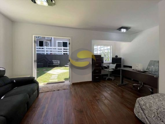 Casa de Condomínio para alugar com 5 quartos, 285m² - Foto 14