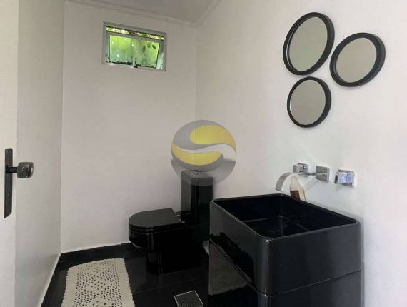 Casa de Condomínio para alugar com 5 quartos, 285m² - Foto 18