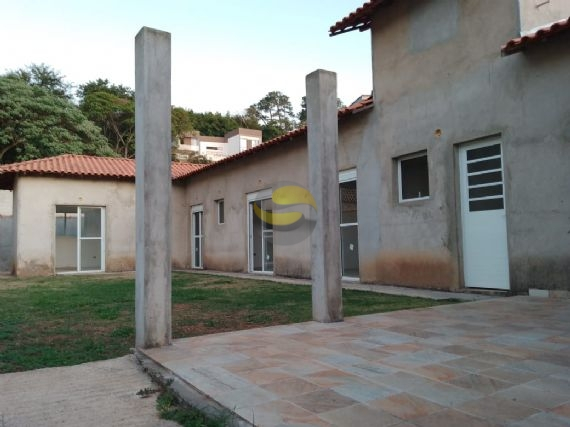 Casa de Condomínio à venda com 3 quartos, 282m² - Foto 3