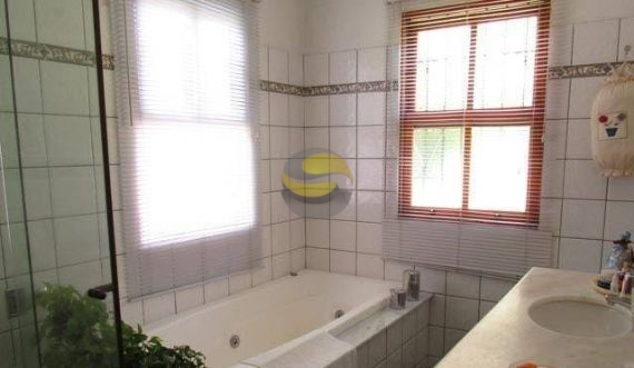 Casa de Condomínio à venda com 3 quartos, 370m² - Foto 10