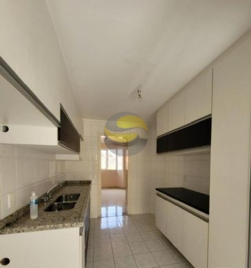 Casa de Condomínio à venda com 4 quartos, 204m² - Foto 5