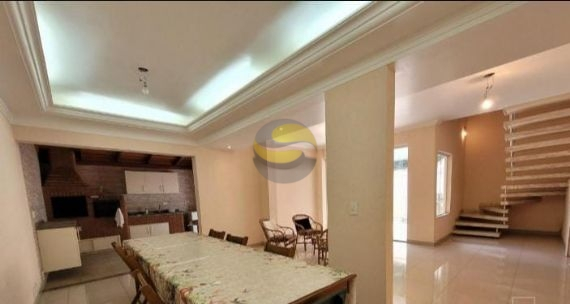 Casa de Condomínio à venda com 4 quartos, 204m² - Foto 11