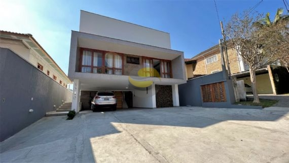 Casa de Condomínio à venda com 4 quartos, 496m² - Foto 1