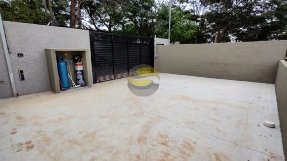 Casa à venda com 3 quartos, 193m² - Foto 4