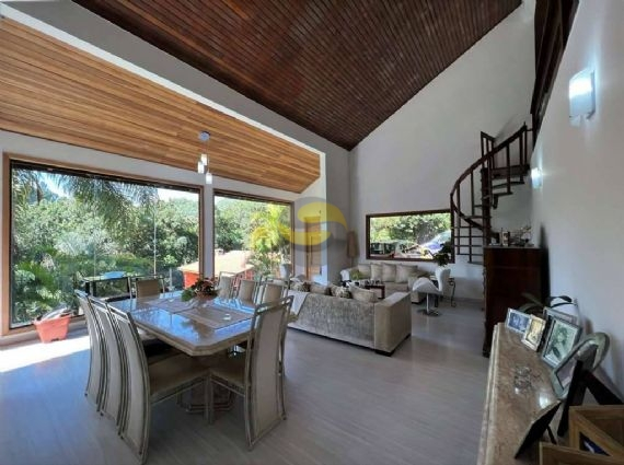 Casa de Condomínio à venda com 4 quartos, 350m² - Foto 9