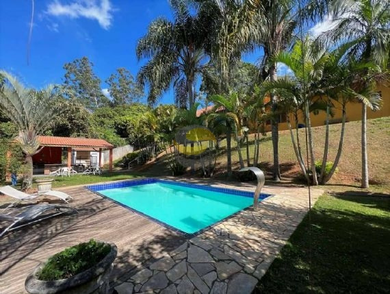 Casa de Condomínio à venda com 4 quartos, 350m² - Foto 2