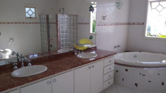 Casa de Condomínio à venda com 4 quartos, 560m² - Foto 19