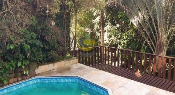 Casa de Condomínio à venda com 4 quartos, 352m² - Foto 2