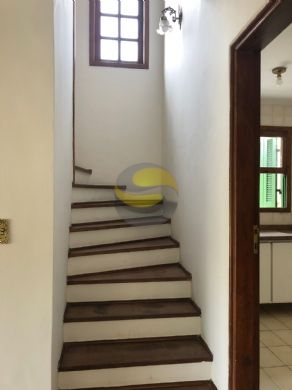 Casa de Condomínio à venda com 3 quartos, 328m² - Foto 5