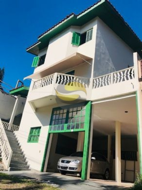 Casa de Condomínio à venda com 3 quartos, 328m² - Foto 1