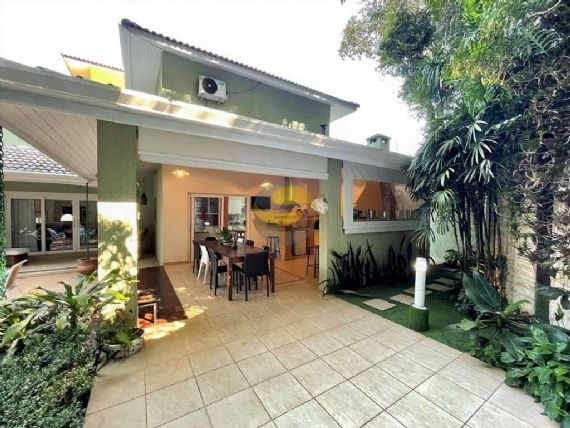 Casa de Condomínio à venda com 4 quartos, 553m² - Foto 27