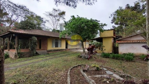 Fazenda à venda com 3 quartos, 250m² - Foto 8