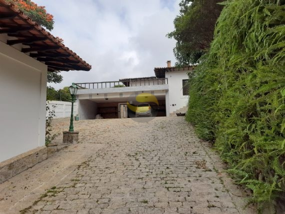 Casa de Condomínio para alugar com 3 quartos, 480m² - Foto 7