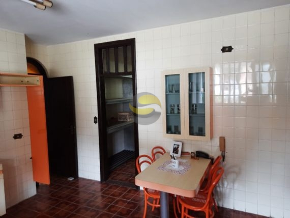 Casa de Condomínio para alugar com 3 quartos, 480m² - Foto 14