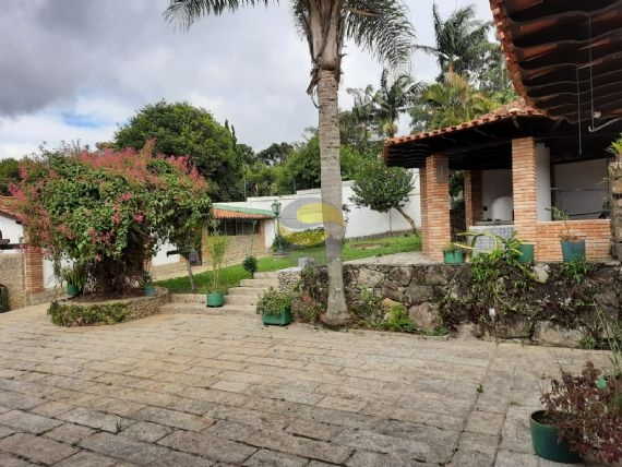 Casa de Condomínio para alugar com 3 quartos, 480m² - Foto 16