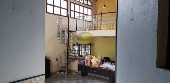 Casa de Condomínio à venda com 6 quartos, 400m² - Foto 4